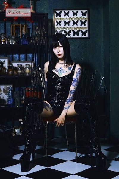 凰花女王様（クラブドミナ・十三・西中島のデリヘル嬢）