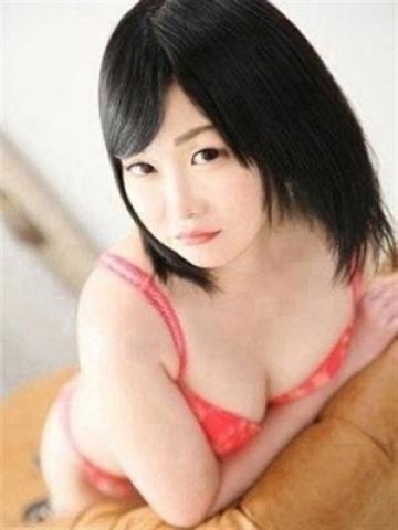 ひなの（ハンドリング那覇亀頭責め専門店・那覇のデリヘル嬢）